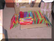 200 kites1.jpg (136235 bytes)